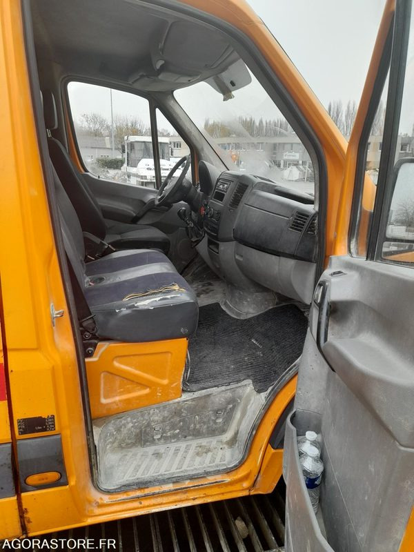 Furgón MERCEDES SPRINTER - 2008 - 313781 KM: foto 8 Furgón MERCEDES SPRINTER - 2008 - 313781 KM: foto 8