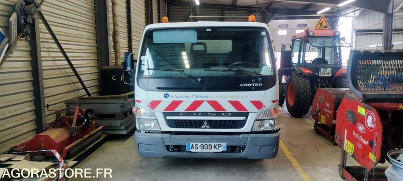MITSUBISHI FUSO CANTER - Volquete furgoneta: foto 1 MITSUBISHI FUSO CANTER - Volquete furgoneta: foto 1