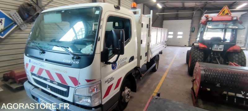 MITSUBISHI FUSO CANTER - Volquete furgoneta: foto 3 MITSUBISHI FUSO CANTER - Volquete furgoneta: foto 3