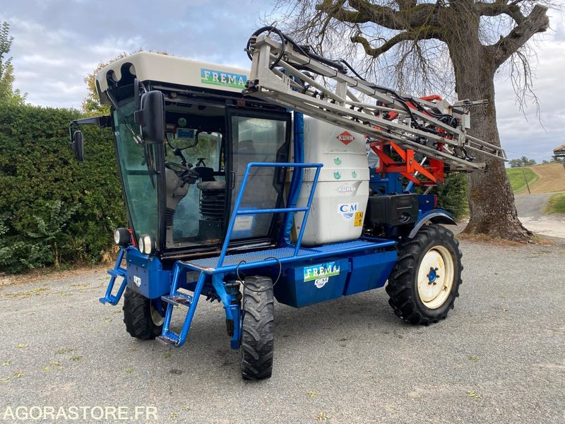PULVE AUTOMOTEUR FREMA SATURNE - 2013 - Maquinaria agrícola: foto 3 PULVE AUTOMOTEUR FREMA SATURNE - 2013 - Maquinaria agrícola: foto 3