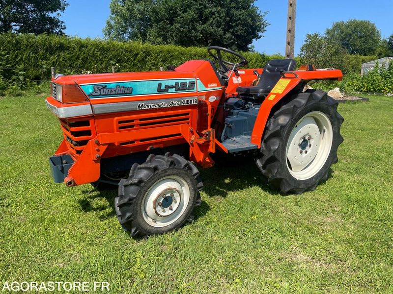 Micro-tracteur Kubota L1-185 - Tractor: foto 4 Micro-tracteur Kubota L1-185 - Tractor: foto 4