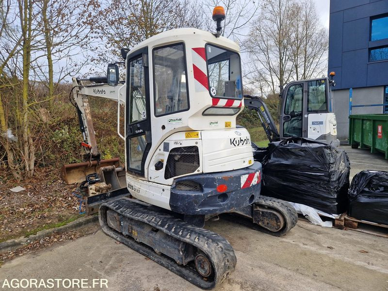 Mini pelle Kubota U35 - 2012 - 5202 - Excavadora: foto 4 Mini pelle Kubota U35 - 2012 - 5202 - Excavadora: foto 4