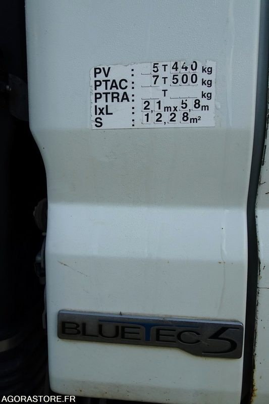 Mitsubishi Fuso - Camión de basura: foto 4 Mitsubishi Fuso - Camión de basura: foto 4