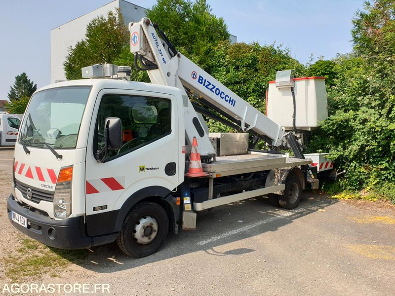 NACELLE NISSAN CABSTAR VL - Volquete furgoneta: foto 2 NACELLE NISSAN CABSTAR VL - Volquete furgoneta: foto 2