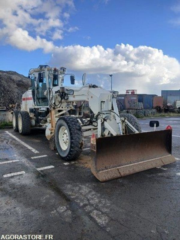 NIVEULEUSE - CATERPILLAR - 120M - 2011 - 12600H - Grader: foto 1 NIVEULEUSE - CATERPILLAR - 120M - 2011 - 12600H - Grader: foto 1