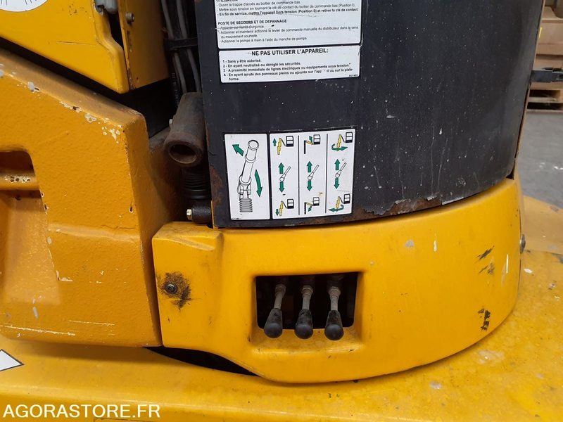 Nacelles à mât vertical GROVE TOUCAN 861 - Plataforma elevadora: foto 5 Nacelles à mât vertical GROVE TOUCAN 861 - Plataforma elevadora: foto 5