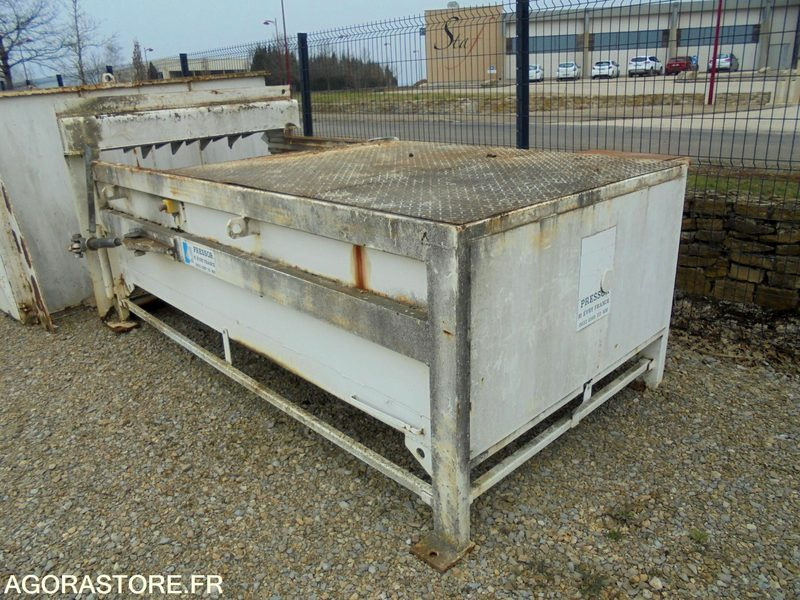 COMPACTEUR DECHET - PRESSOR AN 2006 - Otros maquinaria: foto 1 COMPACTEUR DECHET - PRESSOR AN 2006 - Otros maquinaria: foto 1