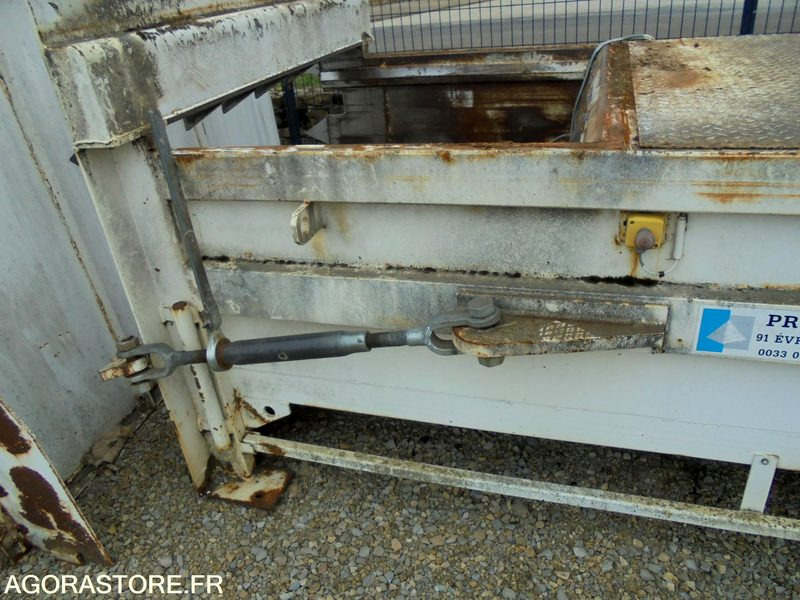COMPACTEUR DECHET - PRESSOR AN 2006 - Otros maquinaria: foto 5 COMPACTEUR DECHET - PRESSOR AN 2006 - Otros maquinaria: foto 5