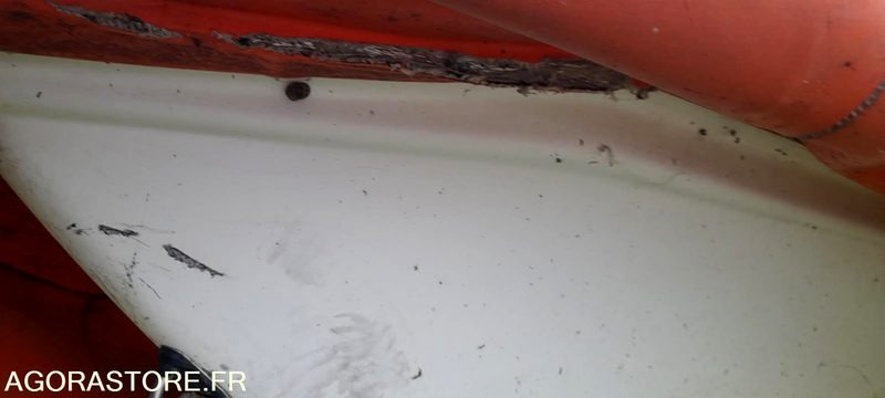 Zodiac Bayer Semi-rigide 5.80 + remorque route - Otros maquinaria: foto 5 Zodiac Bayer Semi-rigide 5.80 + remorque route - Otros maquinaria: foto 5