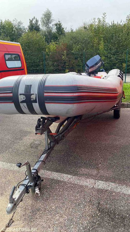 Zodiac Cherokee moteur Yamaha 1993 - Otros maquinaria: foto 5 Zodiac Cherokee moteur Yamaha 1993 - Otros maquinaria: foto 5