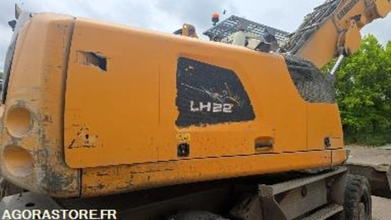 PELLE DE MANUTENTION SUR ROUE - LH22M LITRONIC LIEBHERR - 2017 / 12 053 HEURES - Excavadora: foto 5 PELLE DE MANUTENTION SUR ROUE - LH22M LITRONIC LIEBHERR - 2017 / 12 053 HEURES - Excavadora: foto 5