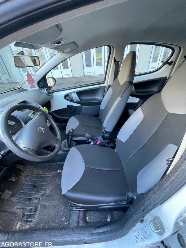 PEUGEOT 107 CL-099-LQ - Coche: foto 5 PEUGEOT 107 CL-099-LQ - Coche: foto 5