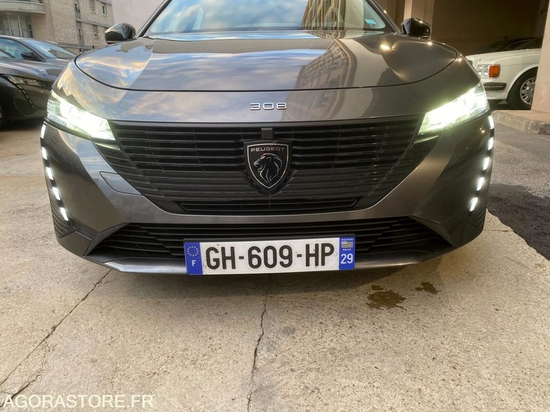 PEUGEOT 308 III (P5) SW 1.5 BlueHDi 16V EAT8 S&S 130 Boîte automatique PAS TVA - Coche familiar: foto 4 PEUGEOT 308 III (P5) SW 1.5 BlueHDi 16V EAT8 S&S 130 Boîte automatique PAS TVA - Coche familiar: foto 4