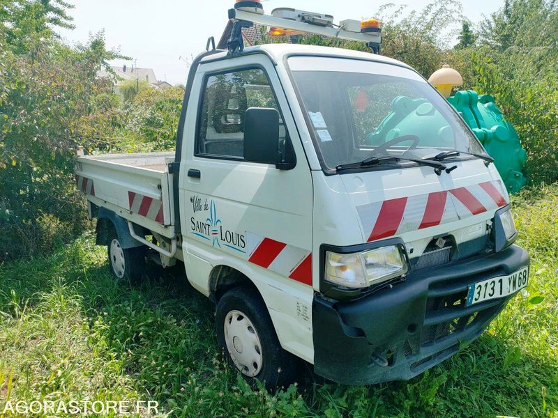 PIAGGIO PORTER - Volquete furgoneta: foto 1 PIAGGIO PORTER - Volquete furgoneta: foto 1