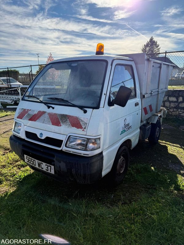 PIAGGIO PORTER - Volquete furgoneta: foto 2 PIAGGIO PORTER - Volquete furgoneta: foto 2