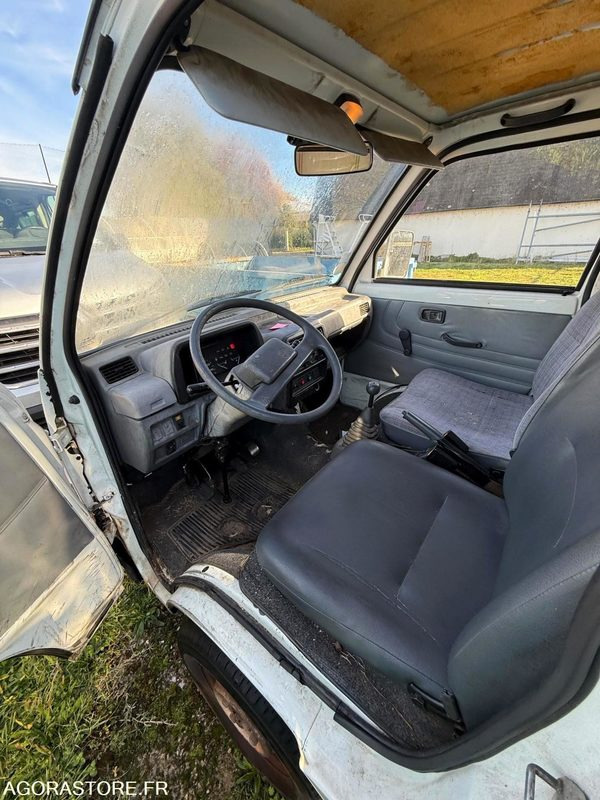 PIAGGIO PORTER - Volquete furgoneta: foto 5 PIAGGIO PORTER - Volquete furgoneta: foto 5