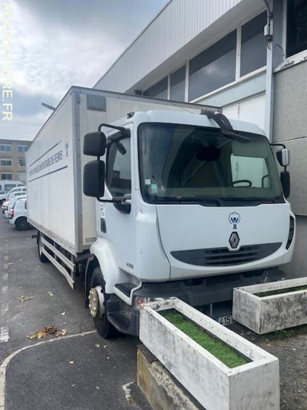 POID LOURD Renault MIDLUM - Camión caja cerrada: foto 1 POID LOURD Renault MIDLUM - Camión caja cerrada: foto 1