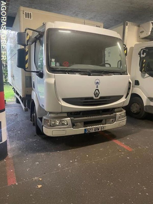 POID LOURD Renault Premium - Camión caja cerrada: foto 1 POID LOURD Renault Premium - Camión caja cerrada: foto 1