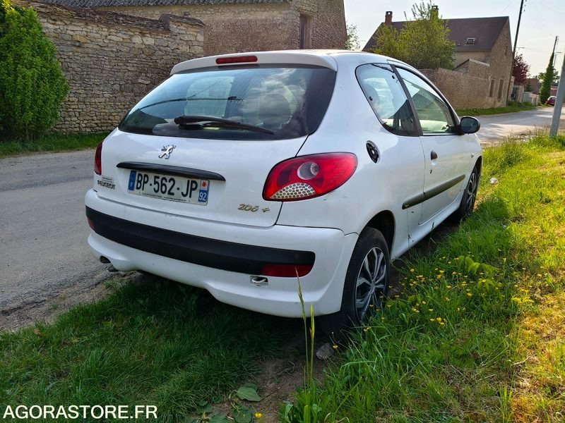 Peugeot 206+ 1.4 HDi - 2011 - 216000KM - Coche: foto 4 Peugeot 206+ 1.4 HDi - 2011 - 216000KM - Coche: foto 4