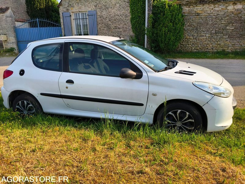Peugeot 206+ 1.4 HDi - 2011 - 216000KM - Coche: foto 5 Peugeot 206+ 1.4 HDi - 2011 - 216000KM - Coche: foto 5