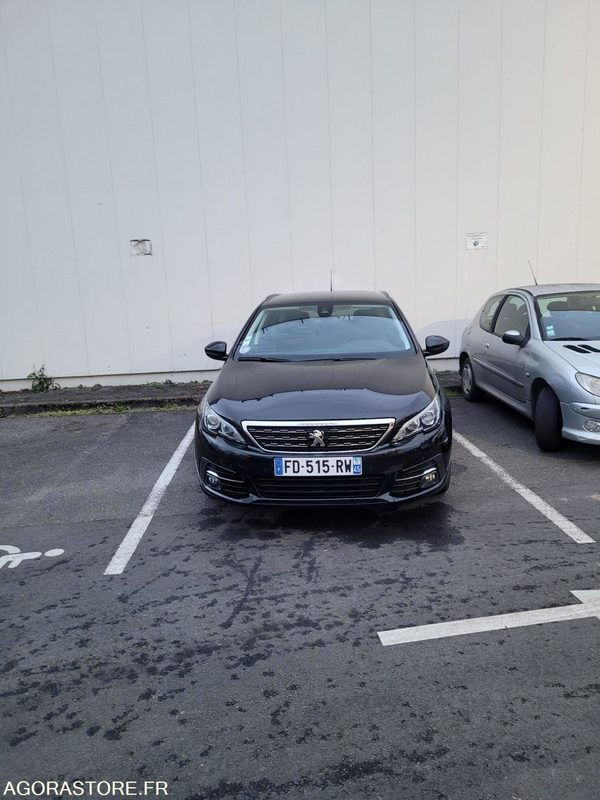 Peugeot 308SW 2019 215.000km - Coche: foto 1 Peugeot 308SW 2019 215.000km - Coche: foto 1