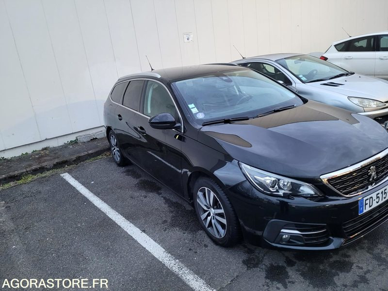 Peugeot 308SW 2019 215.000km - Coche: foto 2 Peugeot 308SW 2019 215.000km - Coche: foto 2