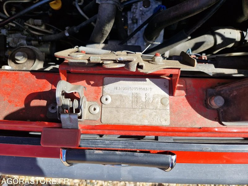 Peugeot Boxer- 2000 - 43336 - 3275XC27 - Furgón: foto 4 Peugeot Boxer- 2000 - 43336 - 3275XC27 - Furgón: foto 4