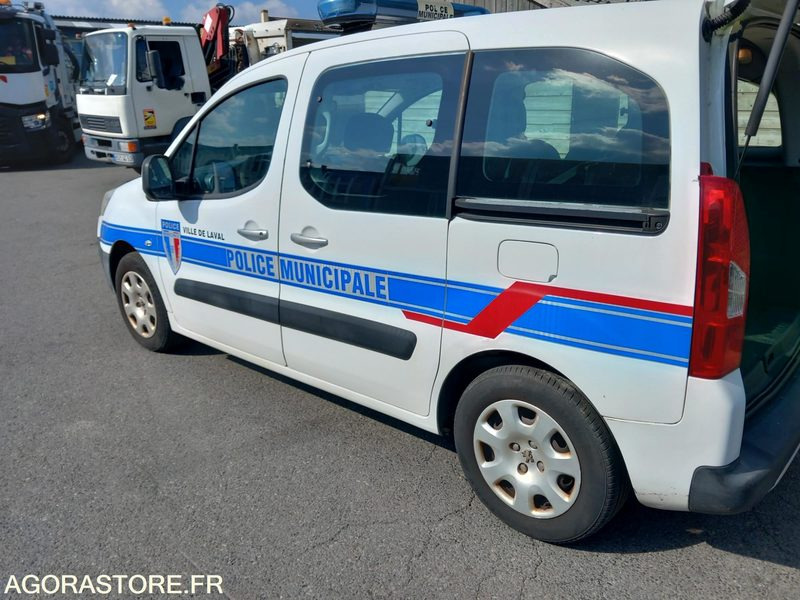 Peugeot Partner BL028QY - Furgoneta pequeña: foto 1 Peugeot Partner BL028QY - Furgoneta pequeña: foto 1