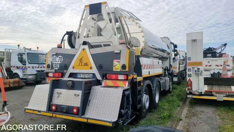 RENAULT C380 - 2020 - 13103 KM - Distribuidor de asfalto: foto 4 RENAULT C380 - 2020 - 13103 KM - Distribuidor de asfalto: foto 4