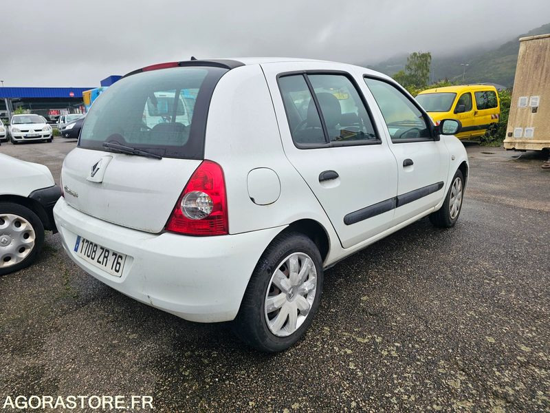 RENAULT CLIO - 2007 - 161095km - 1708ZR76 - Coche: foto 3 RENAULT CLIO - 2007 - 161095km - 1708ZR76 - Coche: foto 3