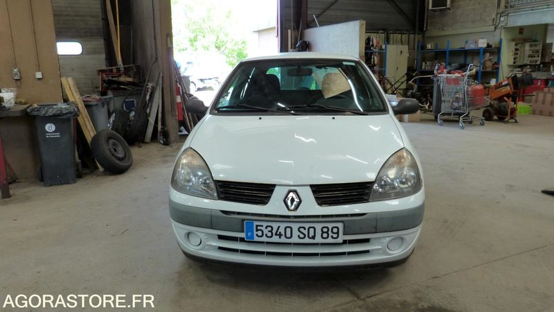 RENAULT CLIO - Coche: foto 3 RENAULT CLIO - Coche: foto 3