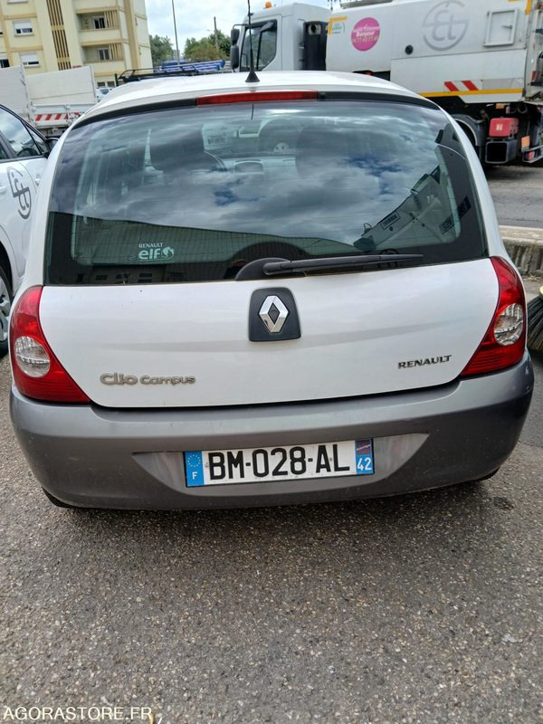 RENAULT CLIO GPL - 2007 - 95850 KMS - Coche: foto 2 RENAULT CLIO GPL - 2007 - 95850 KMS - Coche: foto 2