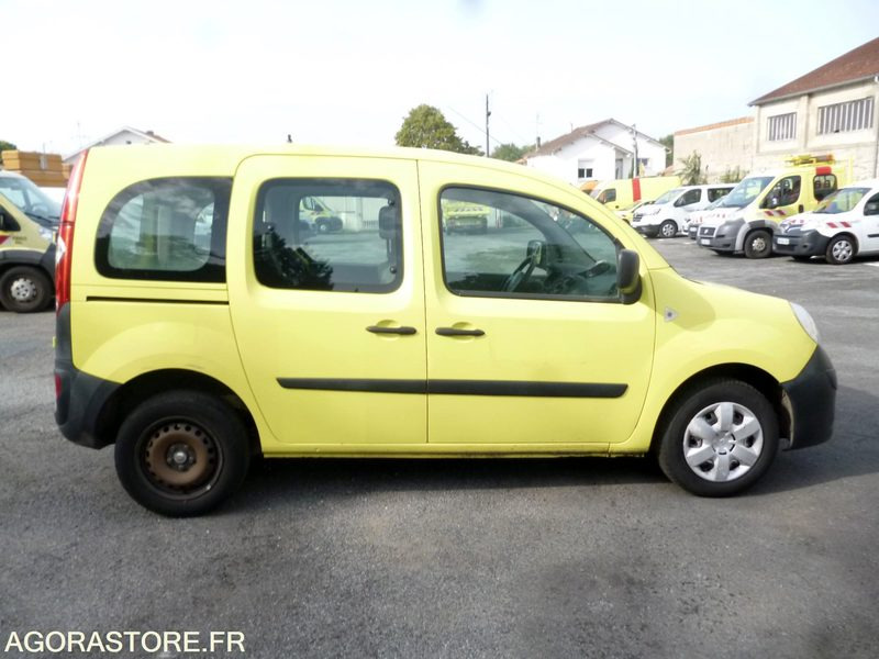 RENAULT KANGOO 1.5 DCI 5 PLACES - Coche: foto 4 RENAULT KANGOO 1.5 DCI 5 PLACES - Coche: foto 4