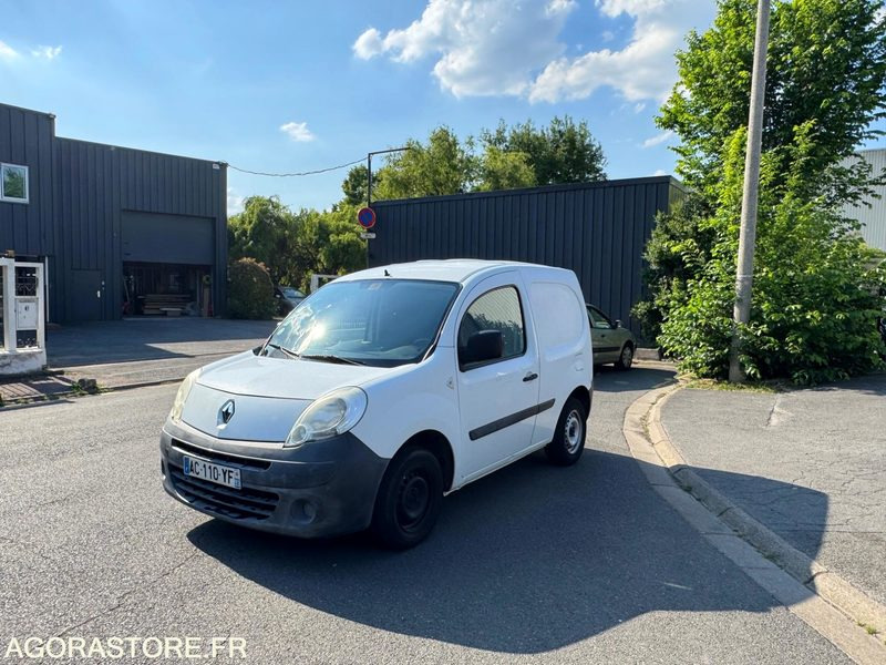 RENAULT KANGOO 1.6 90 ESSENCE - 31 000 KM - 2009 - Furgoneta pequeña: foto 4 RENAULT KANGOO 1.6 90 ESSENCE - 31 000 KM - 2009 - Furgoneta pequeña: foto 4