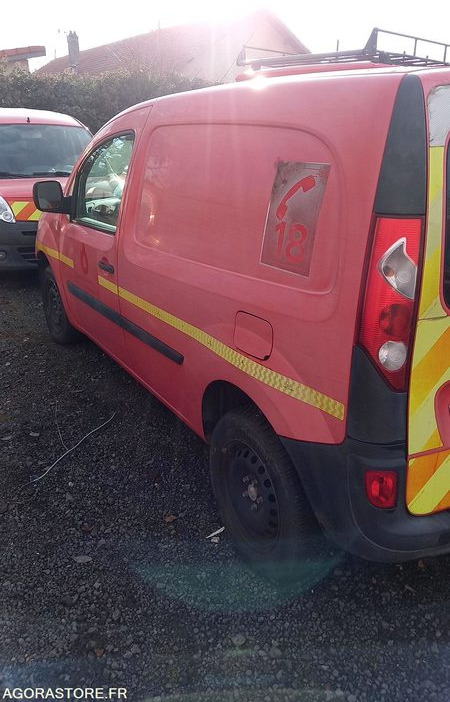 RENAULT - KANGOO - 2010 - 204978KM - AX498CA - Furgoneta pequeña: foto 4 RENAULT - KANGOO - 2010 - 204978KM - AX498CA - Furgoneta pequeña: foto 4