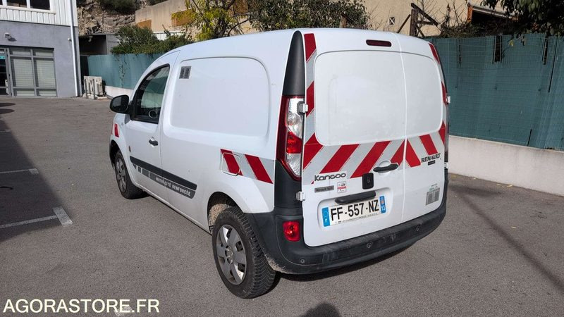 RENAULT KANGOO - 2019 - 212301KM - FF557NZ - Furgoneta pequeña: foto 4 RENAULT KANGOO - 2019 - 212301KM - FF557NZ - Furgoneta pequeña: foto 4