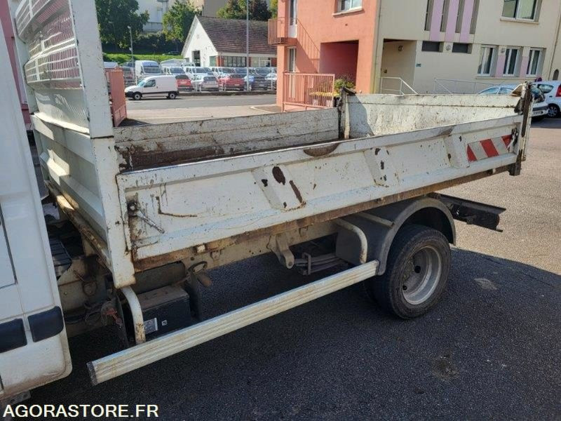 RENAULT MASCOTT BENNNE BASCULANTE (sans contrôle technique) - Volquete furgoneta: foto 3 RENAULT MASCOTT BENNNE BASCULANTE (sans contrôle technique) - Volquete furgoneta: foto 3