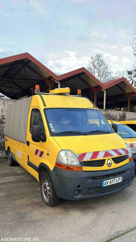 RENAULT MASTER - 2008- 270846 KM - AV417LP - Furgón: foto 3 RENAULT MASTER - 2008- 270846 KM - AV417LP - Furgón: foto 3