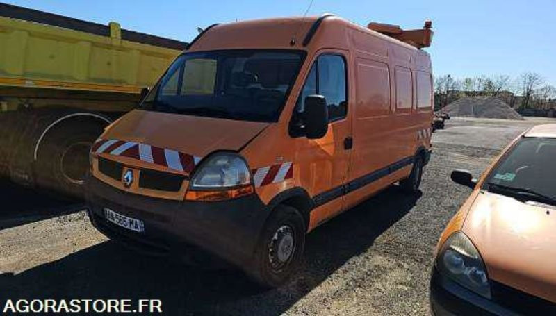 RENAULT MASTER - AN565MA - Furgón: foto 1 RENAULT MASTER - AN565MA - Furgón: foto 1