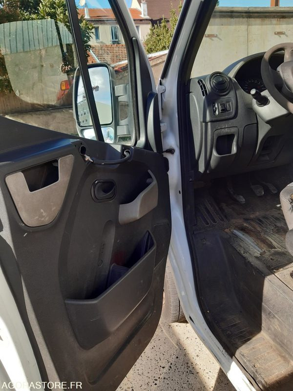 RENAULT MASTER BENNE DANS L'ETAT - Volquete furgoneta: foto 5 RENAULT MASTER BENNE DANS L'ETAT - Volquete furgoneta: foto 5