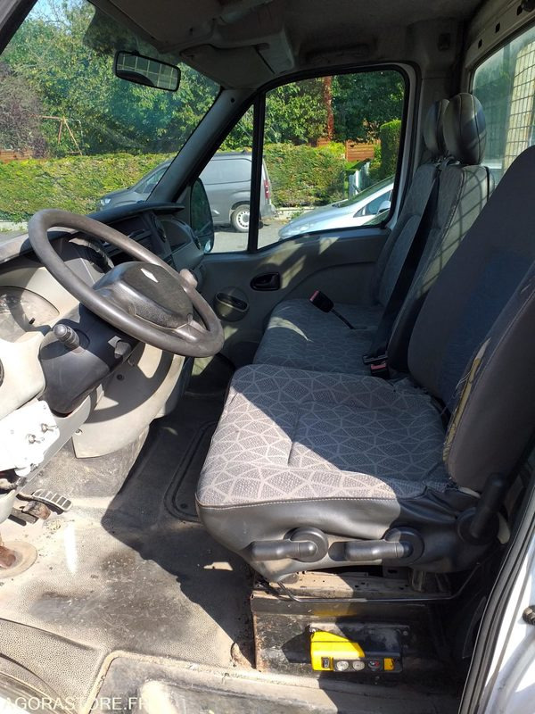 RENAULT MASTER BENNE - Volquete furgoneta: foto 4 RENAULT MASTER BENNE - Volquete furgoneta: foto 4