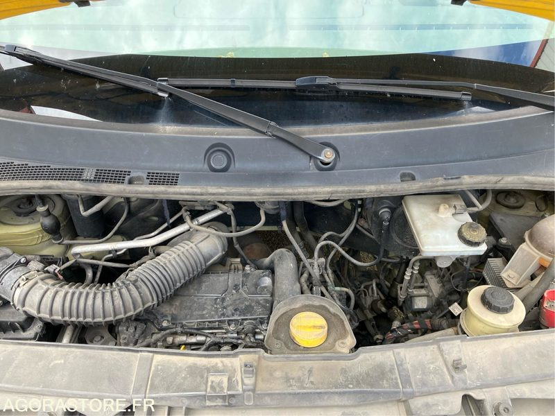 RENAULT MASTER L2H2 3T5 DCI 125 - 2011 - 288787 KM - P1509081 - Furgón: foto 3 RENAULT MASTER L2H2 3T5 DCI 125 - 2011 - 288787 KM - P1509081 - Furgón: foto 3