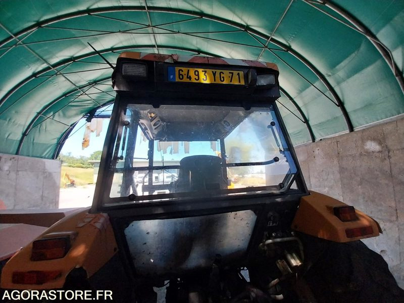 RENAULT TRACTEUR ERGOS446 - Tractor: foto 5 RENAULT TRACTEUR ERGOS446 - Tractor: foto 5
