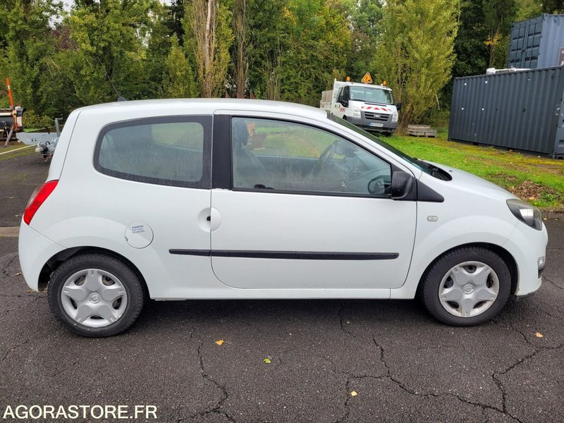 RENAULT TWINGO - DB-290-VQ - VIN VF1CNJ10550142907 - Coche: foto 4 RENAULT TWINGO - DB-290-VQ - VIN VF1CNJ10550142907 - Coche: foto 4