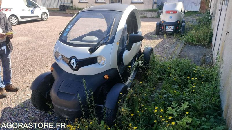 RENAULT TWIZY - 2012 - 7320 KM - Cuadrimoto: foto 2 RENAULT TWIZY - 2012 - 7320 KM - Cuadrimoto: foto 2