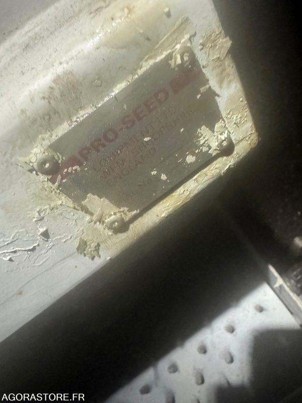 Regarnisseur de pelouse PRO-SEED - Maquinaria de jardinería: foto 5 Regarnisseur de pelouse PRO-SEED - Maquinaria de jardinería: foto 5