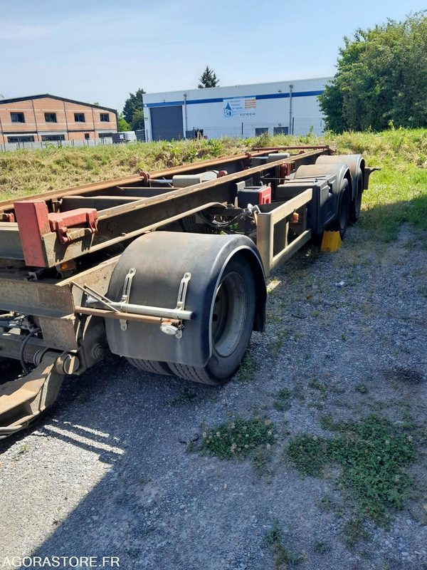 REMORQUE CASTERA 24T - BV910ZC - 2002 - Remolque: foto 3 REMORQUE CASTERA 24T - BV910ZC - 2002 - Remolque: foto 3