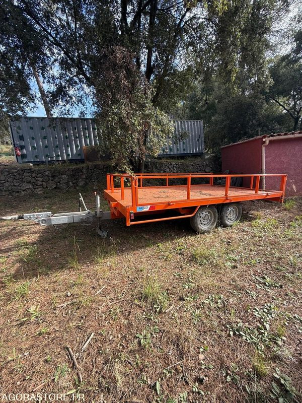 REMORQUE MOIROUD - Remolque: foto 3 REMORQUE MOIROUD - Remolque: foto 3