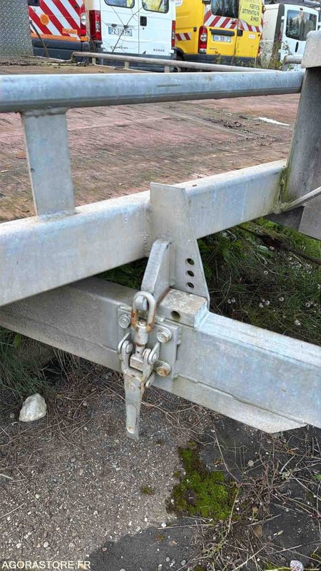 Remorque METAL REM. - 1996 - BC-495-PQ - Remolque: foto 4 Remorque METAL REM. - 1996 - BC-495-PQ - Remolque: foto 4