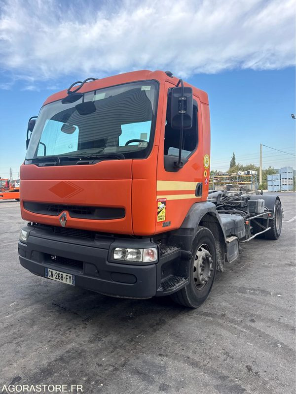 Renault Ampliroll - 2004 - 523846kms (P2002976) - Remolque: foto 1 Renault Ampliroll - 2004 - 523846kms (P2002976) - Remolque: foto 1